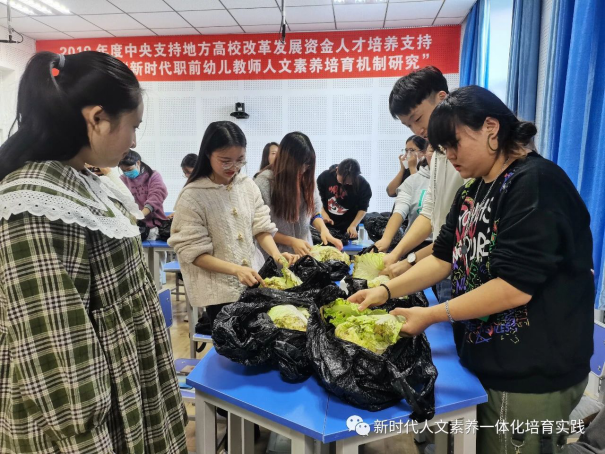 1605515793394816.png image.png